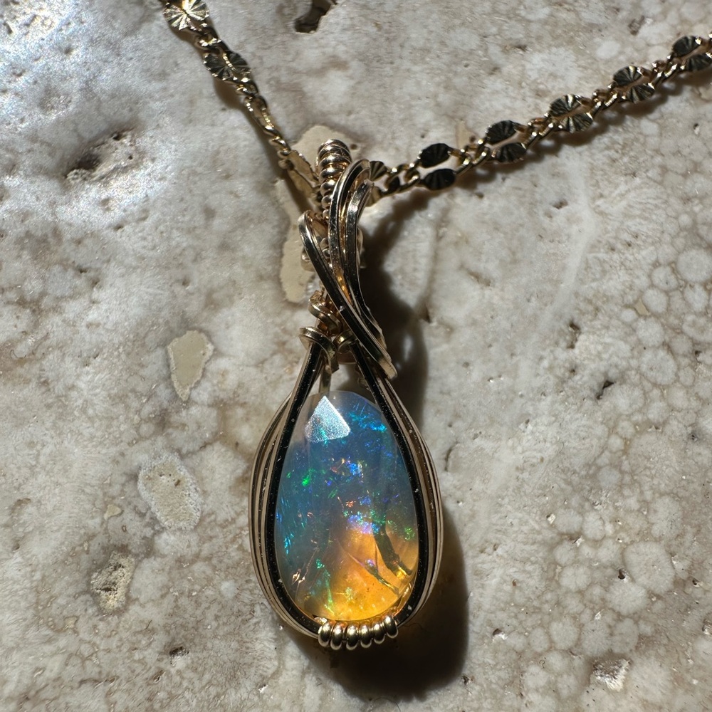 14k Gold Filled Ethiopian Opal Necklace Pendant - Picture 3 of 12